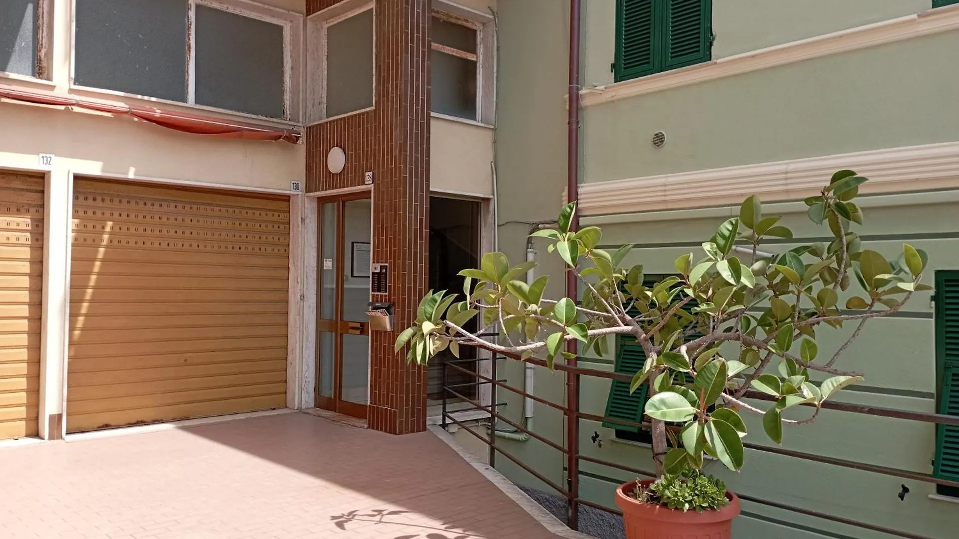 La Casetta Del Pescatore By Holiday World Cogoleto Apartment